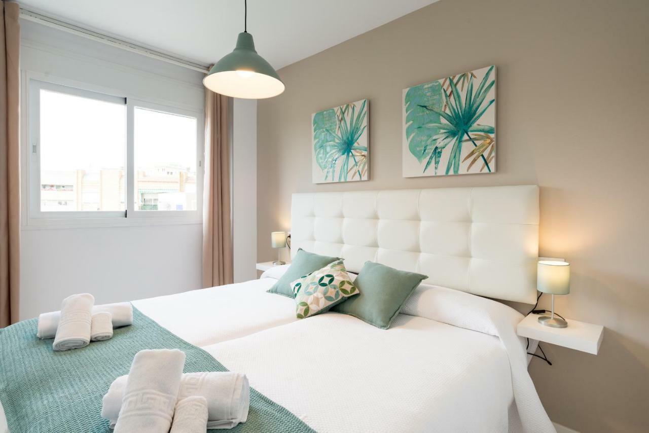 Stunning Spacious City Apartment With Free Parking Málaga Exterior foto