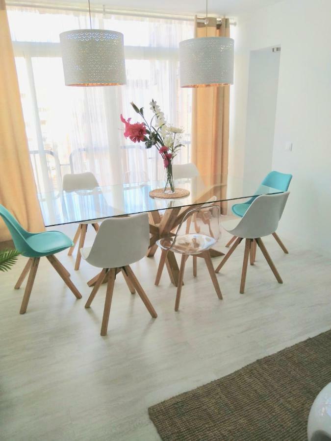 Stunning Spacious City Apartment With Free Parking Málaga Exterior foto
